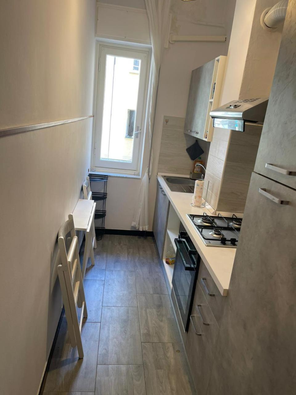 Molo Apartament Genova Eksteriør bilde