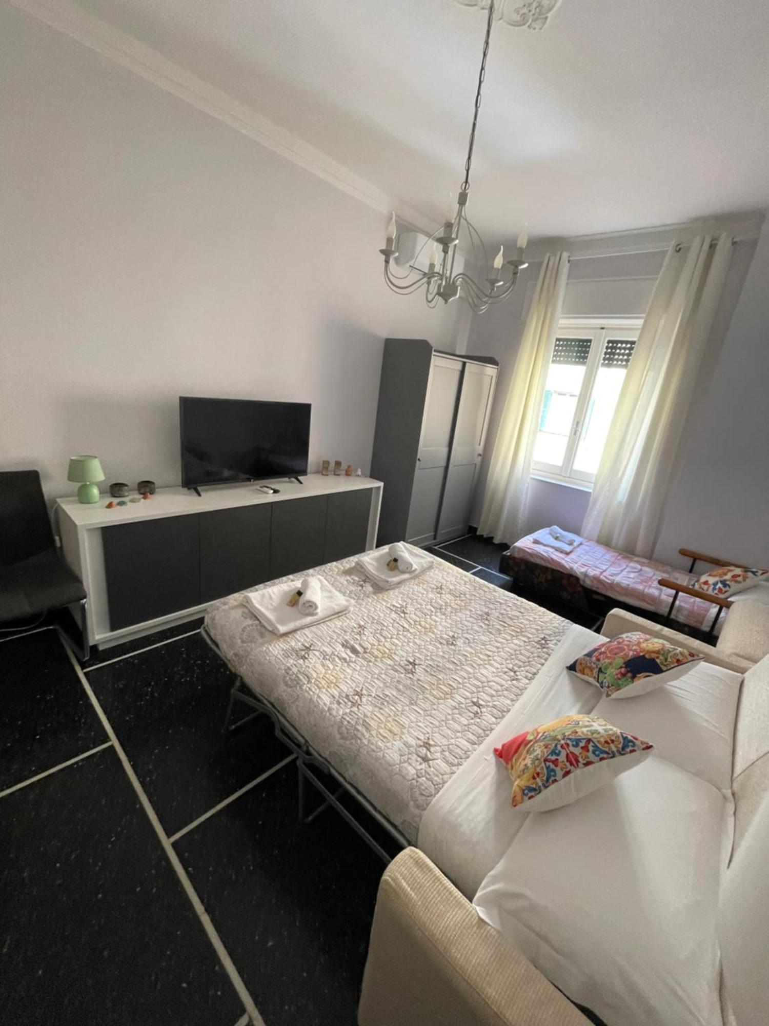 Molo Apartament Genova Eksteriør bilde